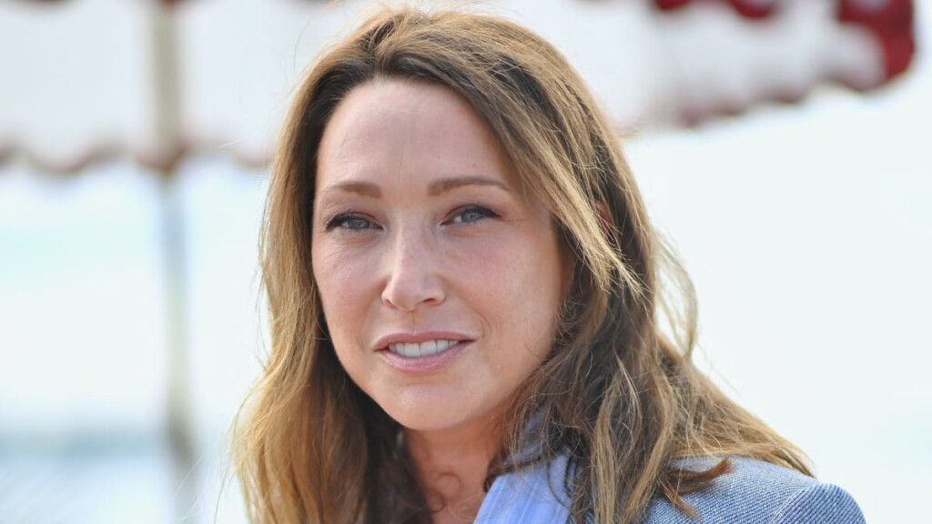 Laura Smet s’exprime avec clarté à l’Assemblée, aux côtés du Rassemblement national Laura Smet s’exprime avec clarté à l’Assemblée, aux côtés du Rassemblement national