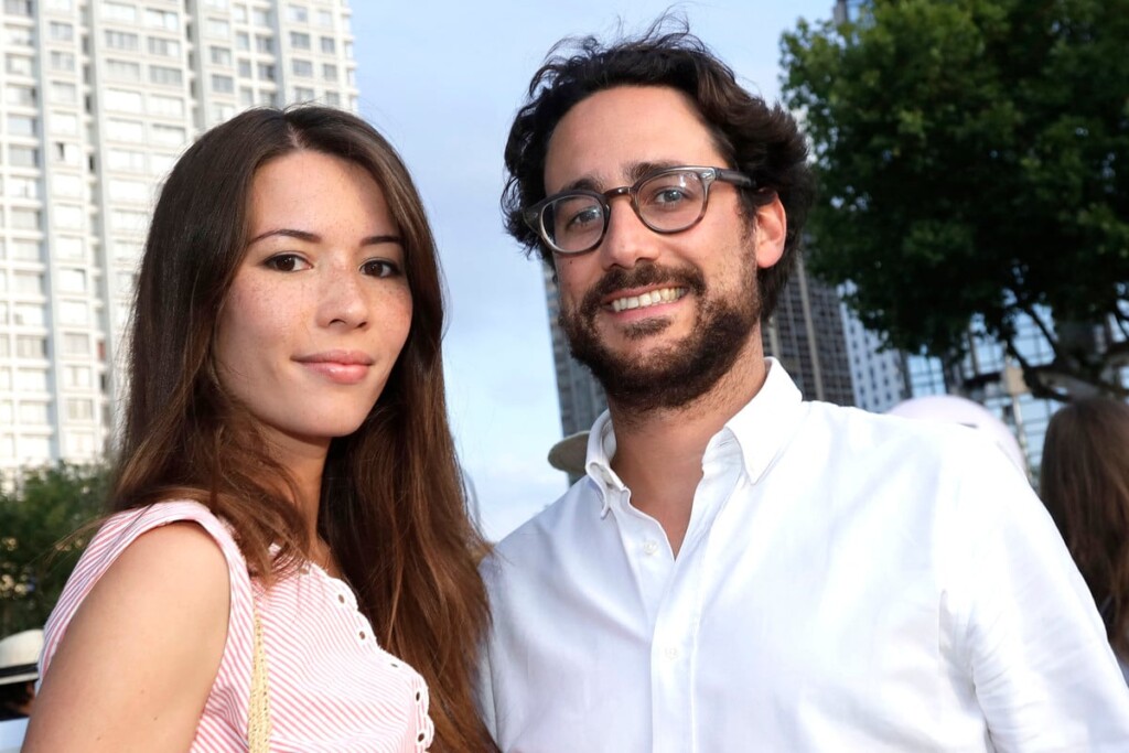 Emilie Broussouloux et Thomas Hollande accueillent leur troisième enfant. Découvrez son prénom Emilie Broussouloux et Thomas Hollande accueillent leur troisième enfant. Découvrez son prénom