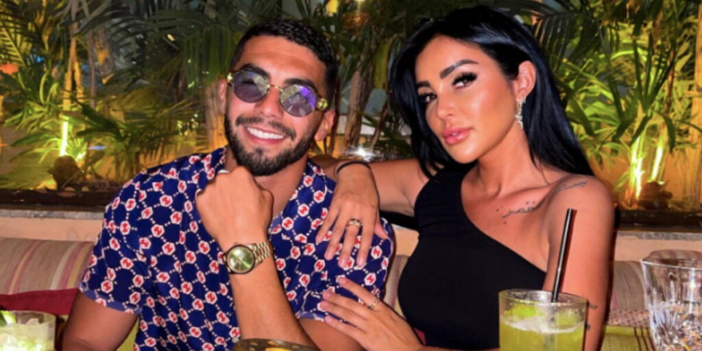 Après un terrible accident, le rappeur Anas partage les dernières nouvelles sur ses douleurs inoubliables Après un terrible accident, le rappeur Anas partage les dernières nouvelles sur ses douleurs inoubliables