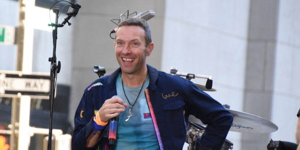 Chris Martin de Coldplay éclaire la situation après la révélation d’une liaison entre deux fans en concert Chris Martin de Coldplay éclaire la situation après la révélation d’une liaison entre deux fans en concert