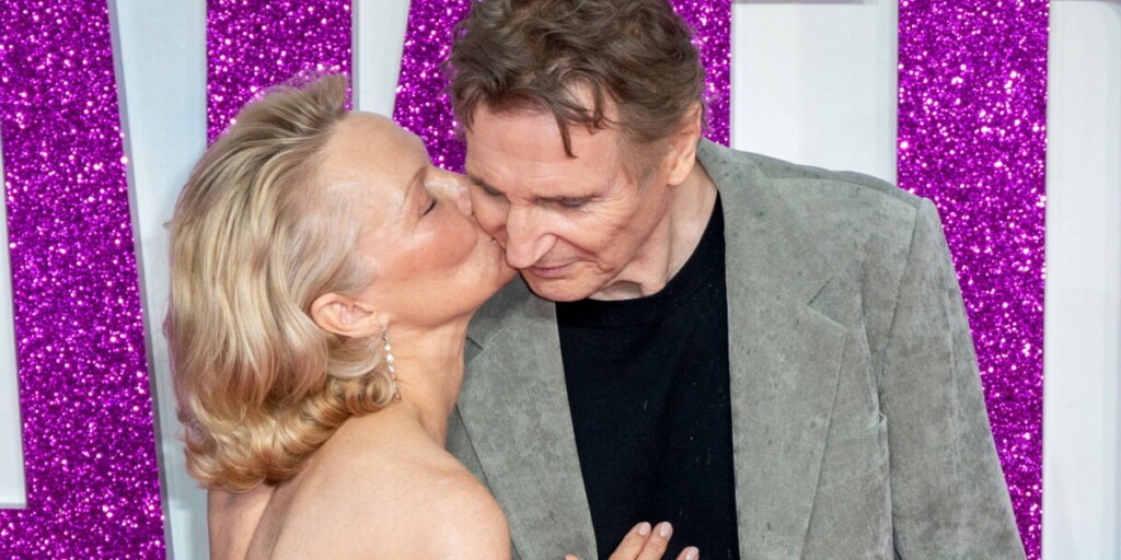 Pamela Anderson et Liam Neeson auraient succombé à l’amour pendant leur dernier tournage ensemble Pamela Anderson et Liam Neeson auraient succombé à l’amour pendant leur dernier tournage ensemble