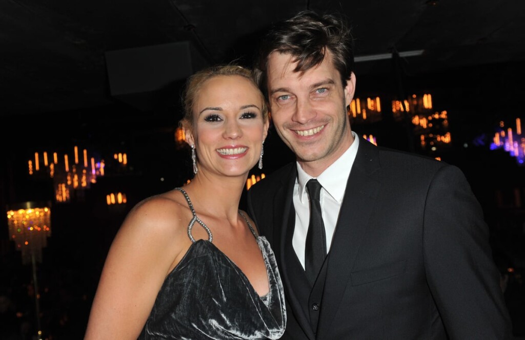 Elodie Gossuin et Bertrand Lacherie dévoilent des photos émouvantes et chaleureuses de leur mariage Elodie Gossuin et Bertrand Lacherie dévoilent des photos émouvantes et chaleureuses de leur mariage