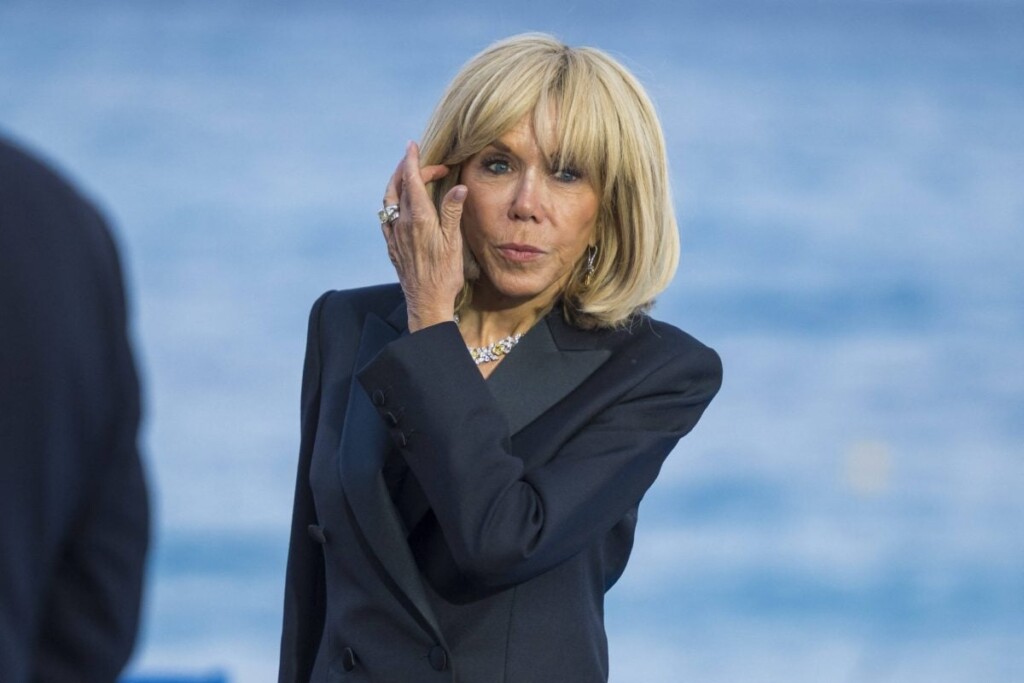Anne-Marie, sœur aînée de Brigitte Macron, est décédée : qui sont les deux derniers frères et sœurs ? Anne-Marie, sœur aînée de Brigitte Macron, est décédée : qui sont les deux derniers frères et sœurs ?