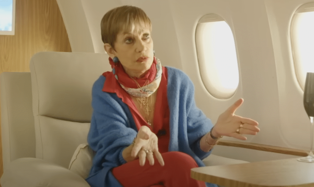 Isabelle Morini-Bosc partage franchement ses avis sur Stéphane Plaza et Cauet, quitte à étonner Isabelle Morini-Bosc partage franchement ses avis sur Stéphane Plaza et Cauet, quitte à étonner