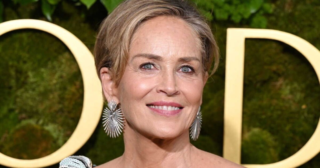 Dès 40 ans, adoptez le bixie cut pour un look rajeuni avec une coupe courte Dès 40 ans, adoptez le bixie cut pour un look rajeuni avec une coupe courte