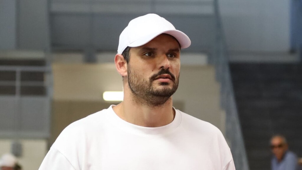 Florent Manaudou, 34 ans, parle de sa métamorphose et de son cheminement personnel Florent Manaudou, 34 ans, parle de sa métamorphose et de son cheminement personnel