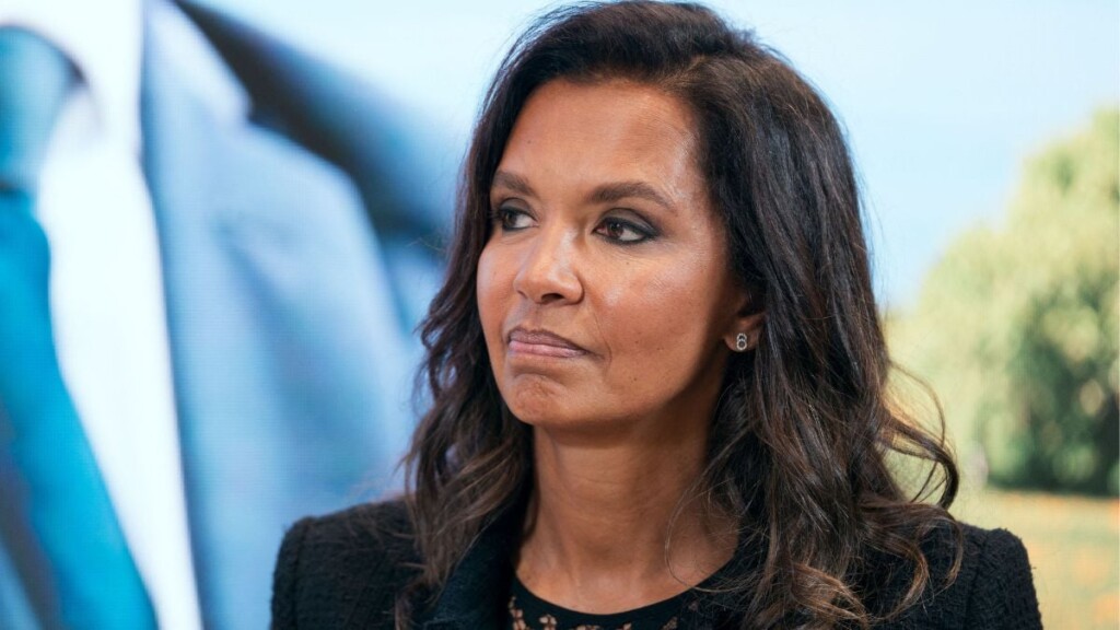 Karine Le Marchand évoque ses graves problèmes de santé Karine Le Marchand évoque ses graves problèmes de santé