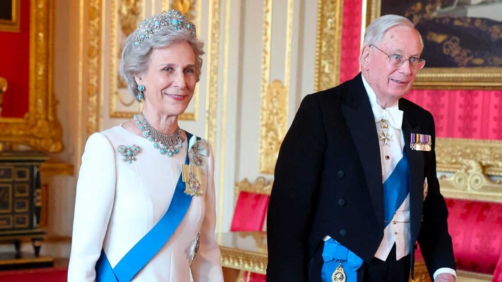 La duchesse de Gloucester porte le diadème en turquoises offert par sa belle-mère pour son anniversaire de mariage La duchesse de Gloucester porte le diadème en turquoises offert par sa belle-mère pour son anniversaire de mariage