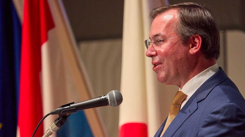 Le grand-duc héritier Guillaume rencontre une dernière fois à Osaka avant de quitter le Japon Le grand-duc héritier Guillaume rencontre une dernière fois à Osaka avant de quitter le Japon