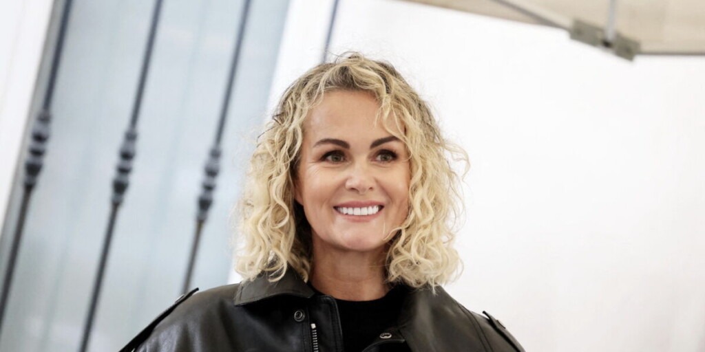 Laeticia Hallyday a changé d’avis après la vente de la villa de Marnes-la-Coquette, où elle vivait avec Johnny Laeticia Hallyday a changé d’avis après la vente de la villa de Marnes-la-Coquette, où elle vivait avec Johnny