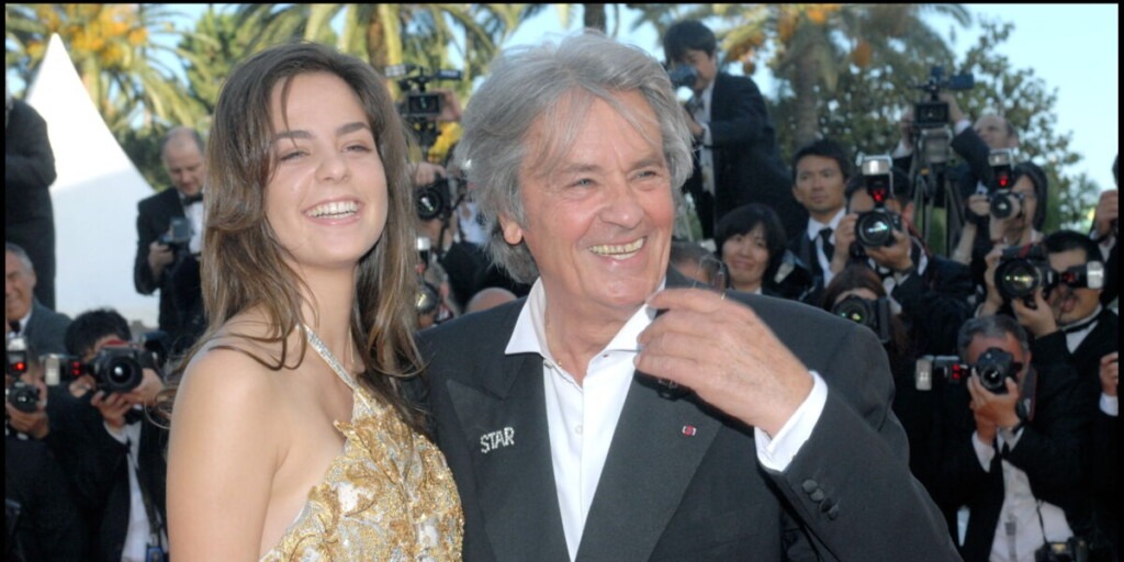 Trois jours avant l’anniversaire de la disparition d’Alain Delon, Anouchka publie un message touchant Trois jours avant l’anniversaire de la disparition d’Alain Delon, Anouchka publie un message touchant