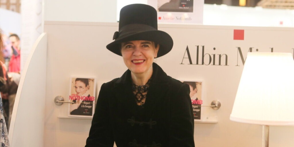 Amélie Nothomb regrette d’avoir trompé pendant un an et demi Amélie Nothomb regrette d’avoir trompé pendant un an et demi