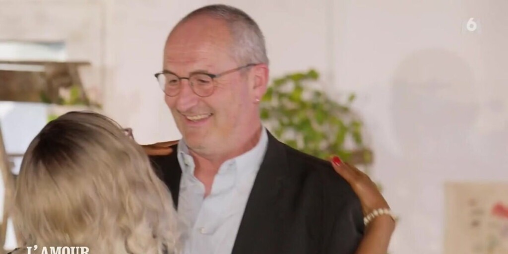 Un moment inédit dans L’Amour est dans le pré : le speed dating de Gilles stupéfie Karine Le Marchand Un moment inédit dans L’Amour est dans le pré : le speed dating de Gilles stupéfie Karine Le Marchand