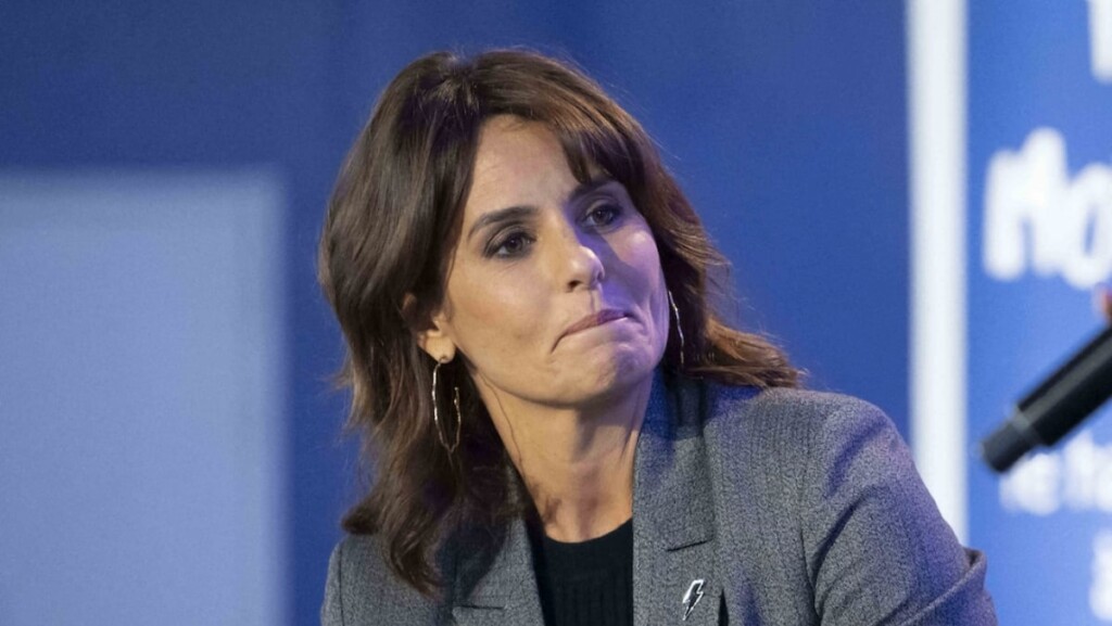 Faustine Bollaert, récemment séparée, savoure la Grèce et découvre de nouveaux plaisirs Faustine Bollaert, récemment séparée, savoure la Grèce et découvre de nouveaux plaisirs