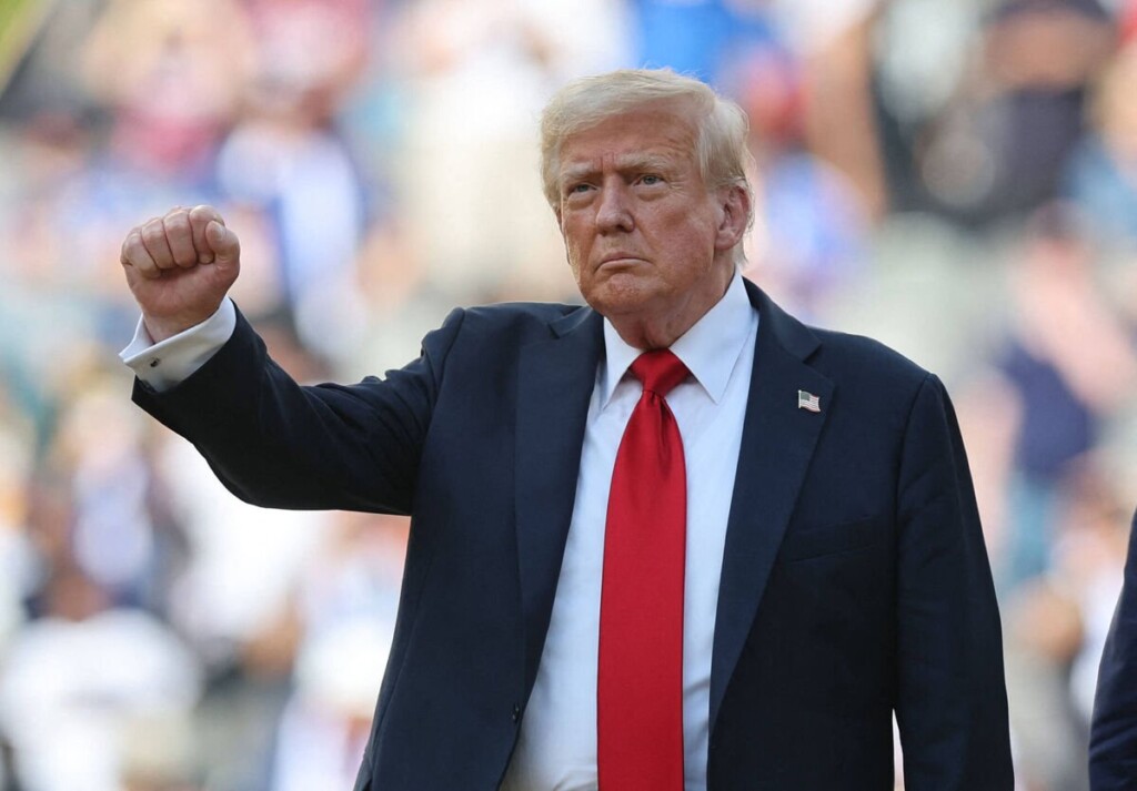 Donald Trump s’emporte, attaquant Taylor Swift et saluant Sydney Sweeney. La tension culmine Donald Trump s’emporte, attaquant Taylor Swift et saluant Sydney Sweeney. La tension culmine