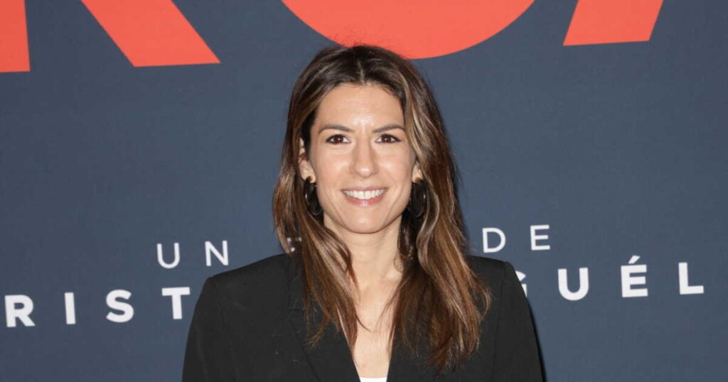 Hélène Mannarino, succédant à Audrey Crespo-Mara dans Sept à Huit, évoque leur relation amicale Hélène Mannarino, succédant à Audrey Crespo-Mara dans Sept à Huit, évoque leur relation amicale