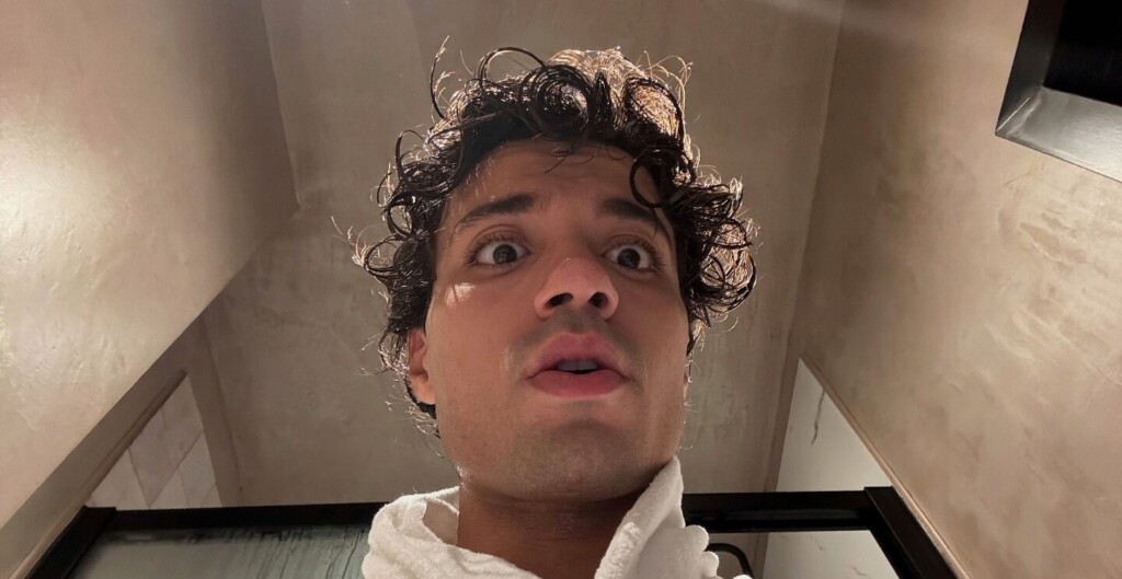 Après son mariage, Mayer (Secret Story) annonce son divorce : « Il m’a brisé le cœur et les côtes » Après son mariage, Mayer (Secret Story) annonce son divorce : « Il m’a brisé le cœur et les côtes »