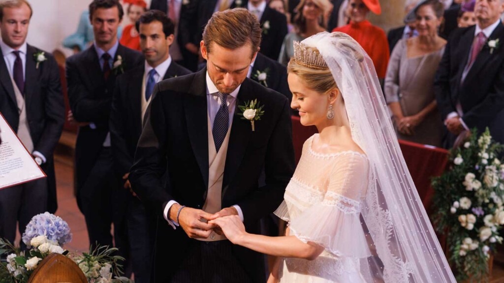 La princesse Marie Caroline de Liechtenstein lors de son mariage intime La princesse Marie Caroline de Liechtenstein lors de son mariage intime