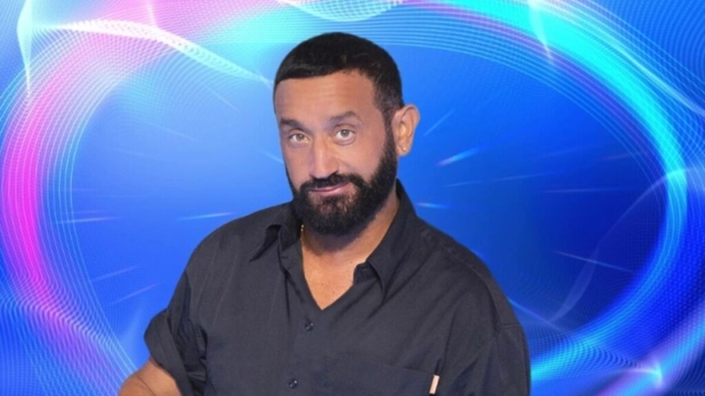 Cyril Hanouna dévoile en vidéo le plateau de sa future émission Cyril Hanouna dévoile en vidéo le plateau de sa future émission