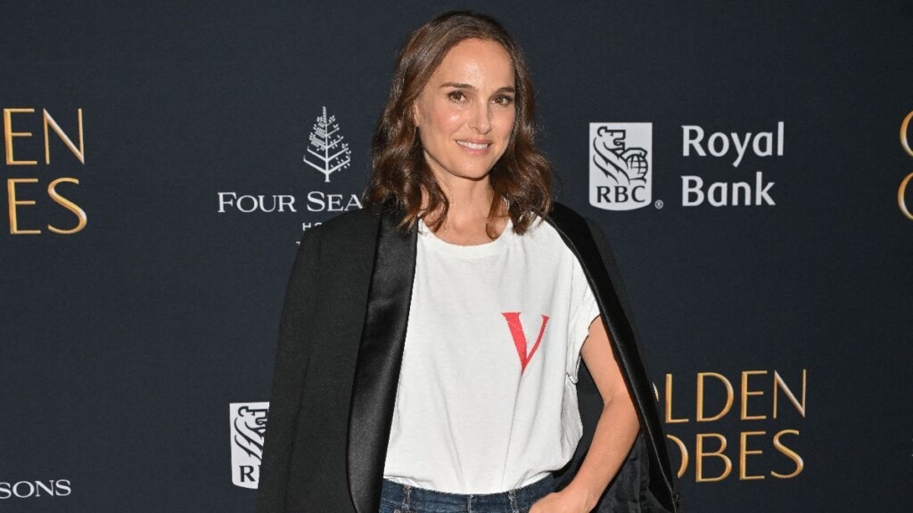 Le jean rajeunissant : le style denim de Natalie Portman met en valeur toutes les silhouettes après 40 ans Le jean rajeunissant : le style denim de Natalie Portman met en valeur toutes les silhouettes après 40 ans