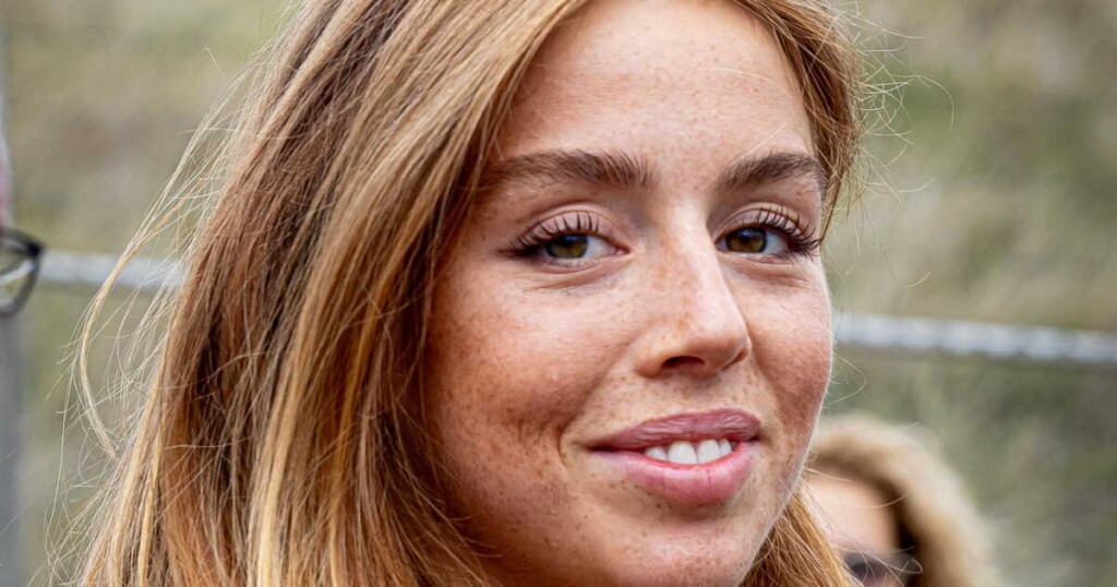 La princesse Alexia des Pays-Bas adore un élégant ensemble d’une marque française La princesse Alexia des Pays-Bas adore un élégant ensemble d’une marque française