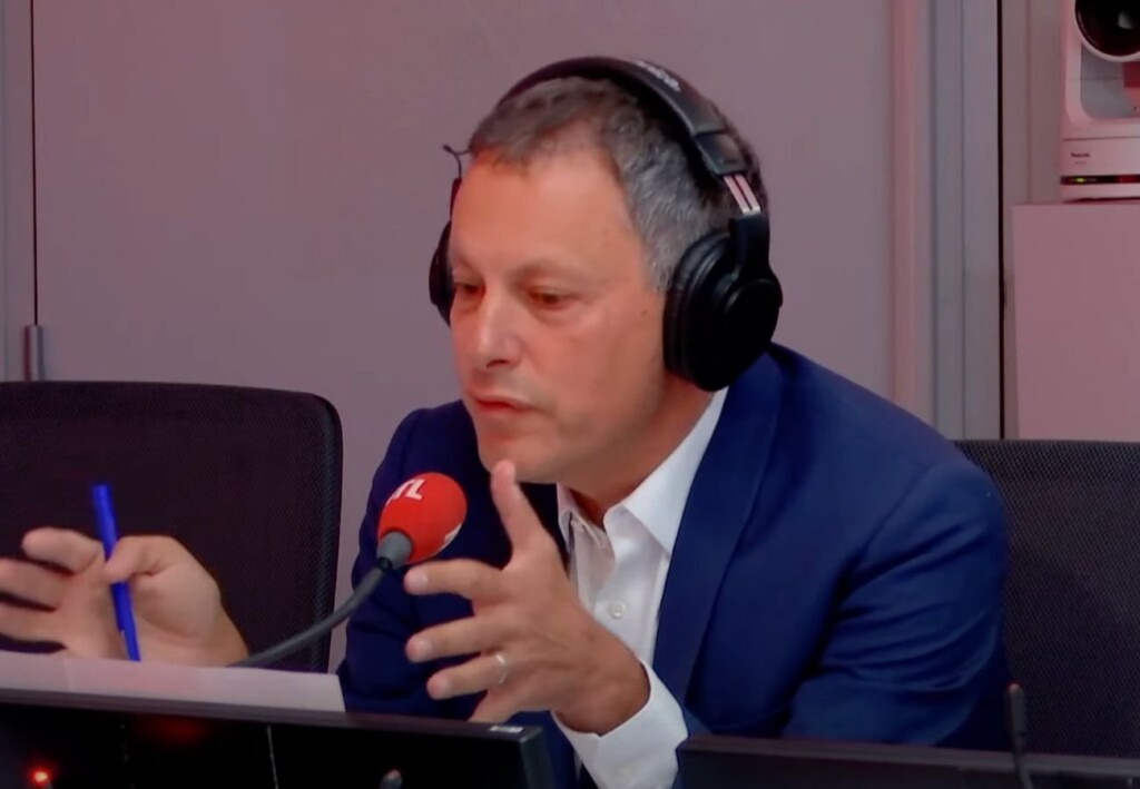 Jordan Bardella réagit vivement à Marc-Olivier Fogiel concernant Jean-Luc Mélenchon Jordan Bardella réagit vivement à Marc-Olivier Fogiel concernant Jean-Luc Mélenchon