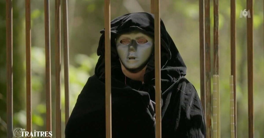 Les Traîtres : un personnage clé de la saison 3 rejoint le groupe des Traîtres Les Traîtres : un personnage clé de la saison 3 rejoint le groupe des Traîtres