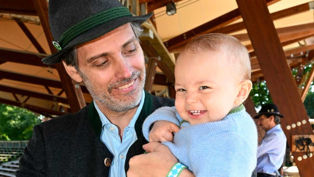 Le jeune prince Rupprecht participe pour la première fois à la Marche des Lions Le jeune prince Rupprecht participe pour la première fois à la Marche des Lions