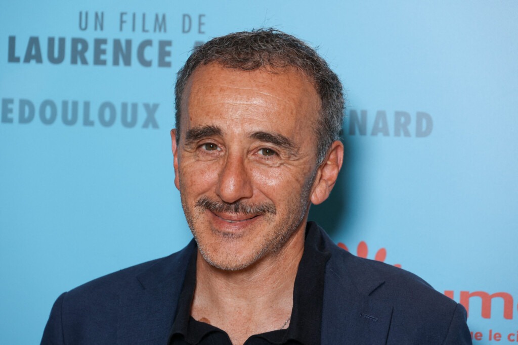 Elie Semoun : quels problèmes de santé pour son fils aîné Antoine, qui suit ses traces ? Elie Semoun : quels problèmes de santé pour son fils aîné Antoine, qui suit ses traces ?