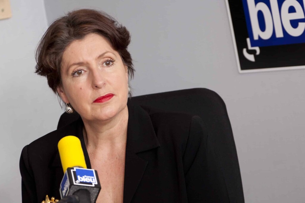 Que devient Arielle Boulin-Prat après son départ de Des chiffres et des lettres ? Que devient Arielle Boulin-Prat après son départ de Des chiffres et des lettres ?