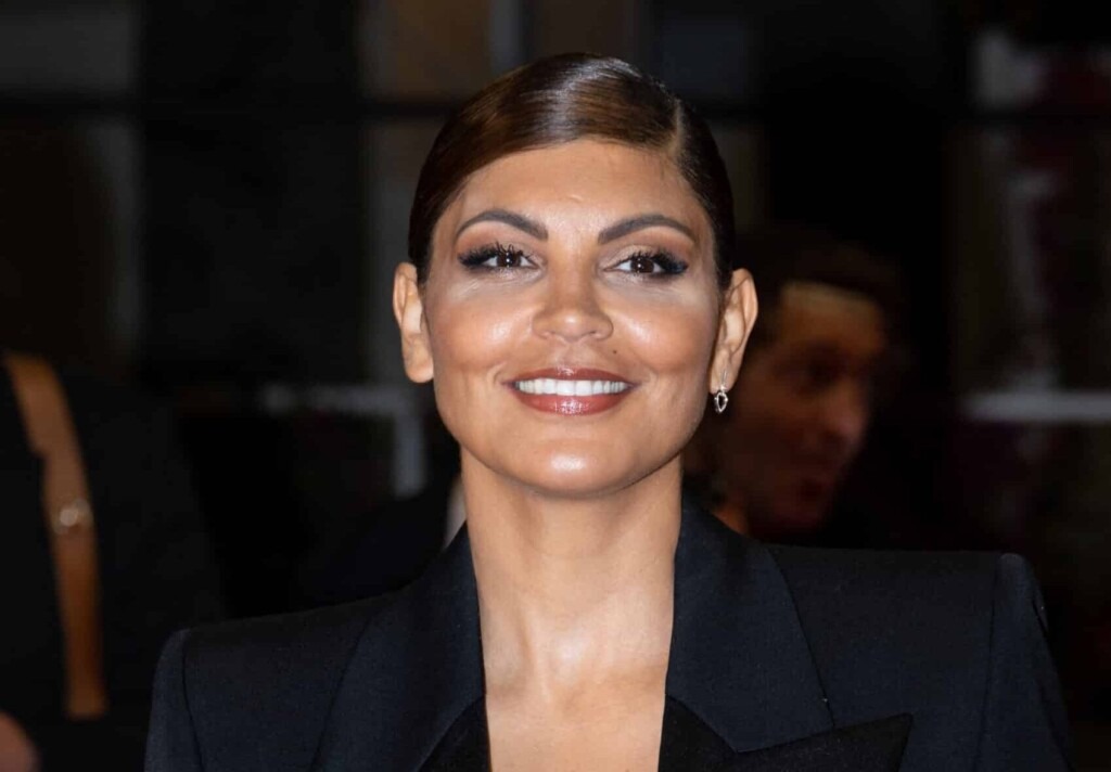 Nawell Madani renoue avec Djulian et sa famille après l’incident des Champs-Élysées Nawell Madani renoue avec Djulian et sa famille après l’incident des Champs-Élysées