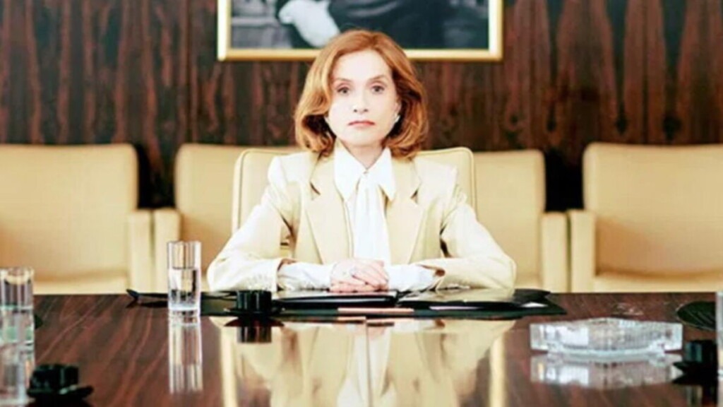 Explorez ce film marquant avec Isabelle Huppert et Laurent Lafitte Explorez ce film marquant avec Isabelle Huppert et Laurent Lafitte