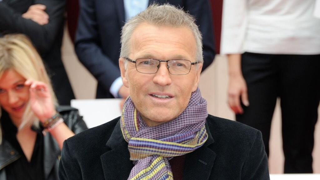 Laurent Ruquier clarifie enfin sa relation avec Pierre-Jean Chalençon Laurent Ruquier clarifie enfin sa relation avec Pierre-Jean Chalençon