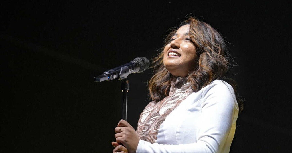 Anisha Jo de la Star Academy, maintenant à Madagascar, explique les raisons de sa décision importante Anisha Jo de la Star Academy, maintenant à Madagascar, explique les raisons de sa décision importante