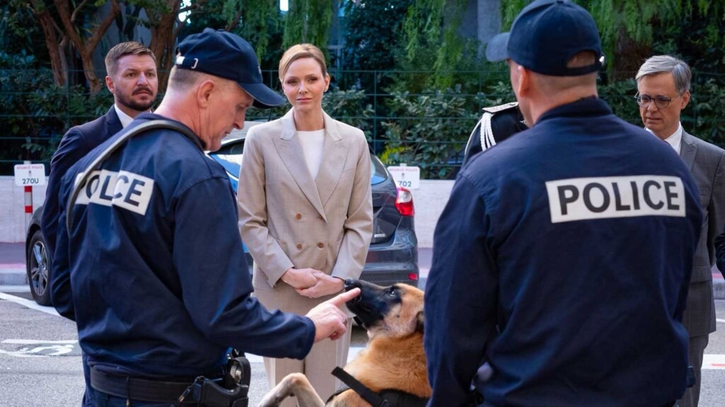 La princesse Charlène lance une unité canine d’élite à Monaco La princesse Charlène lance une unité canine d’élite à Monaco