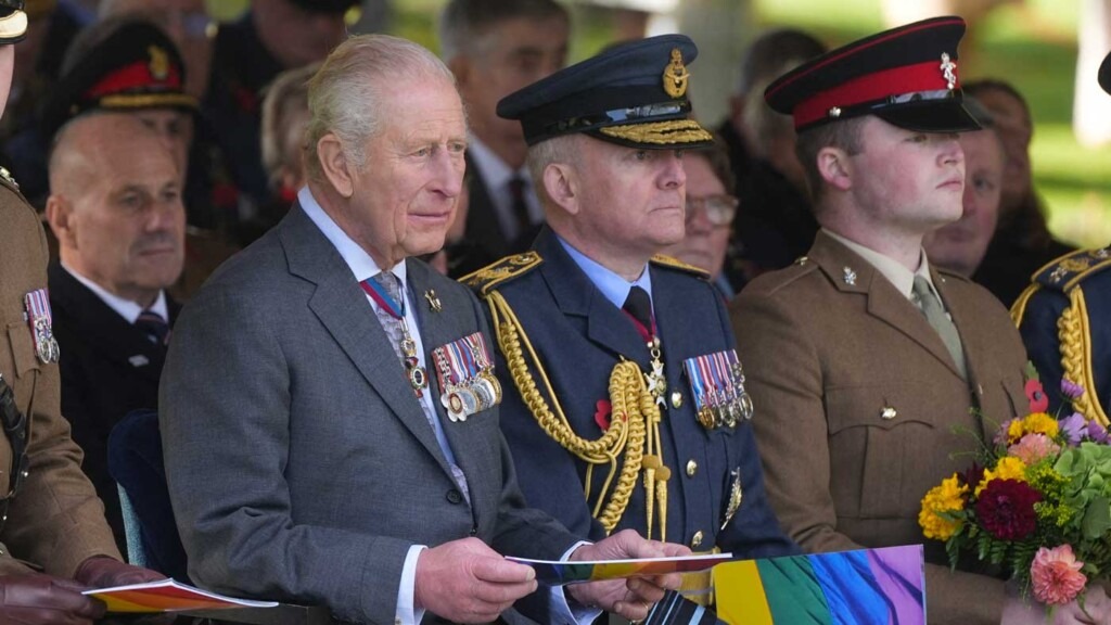Le roi Charles III s’engage pour les militaires homosexuels et la communauté LGBT+ Le roi Charles III s’engage pour les militaires homosexuels et la communauté LGBT+