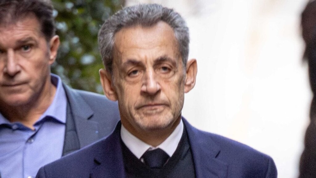 Quel que soit son emprisonnement, Nicolas Sarkozy gardera ses privilèges : chauffeur, bureau, indemnités… Quel que soit son emprisonnement, Nicolas Sarkozy gardera ses privilèges : chauffeur, bureau, indemnités…