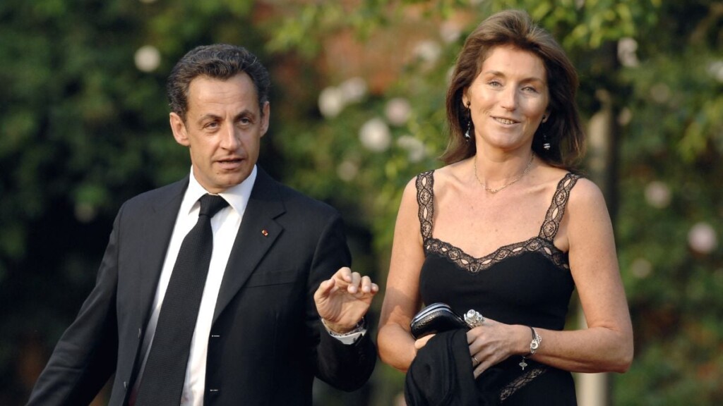 Cécilia Attias critique Nicolas Sarkozy, une animatrice dévoile leur conversation avant sa détention Cécilia Attias critique Nicolas Sarkozy, une animatrice dévoile leur conversation avant sa détention