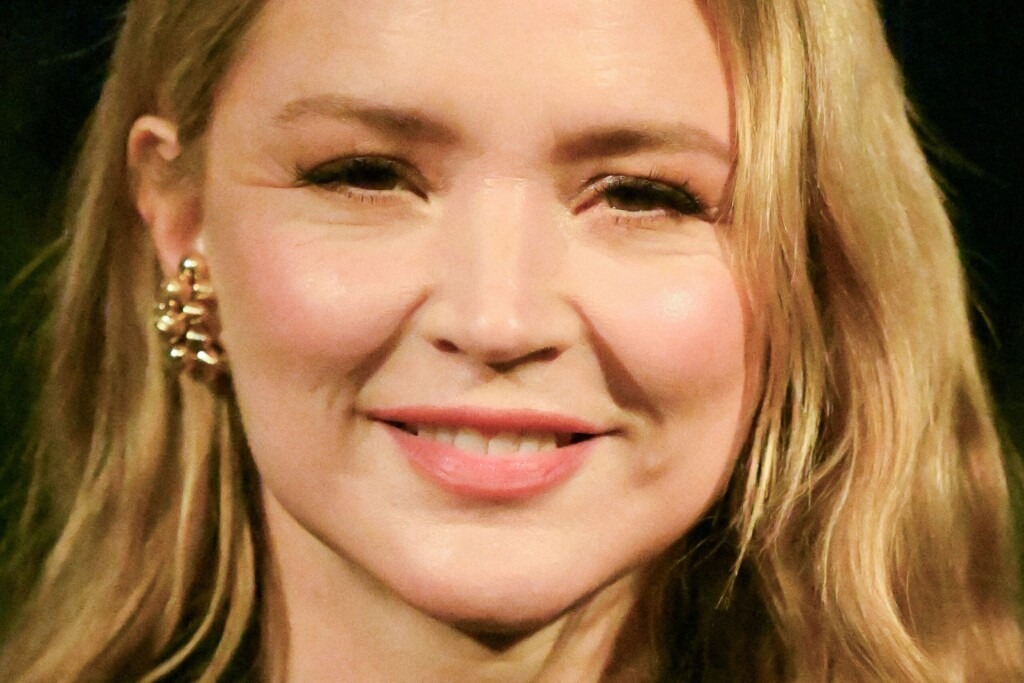 Virginie Efira : après Nouvelle Star et Star Academy, elle refuse d’animer à la télé, sauf si… Virginie Efira : après Nouvelle Star et Star Academy, elle refuse d’animer à la télé, sauf si…