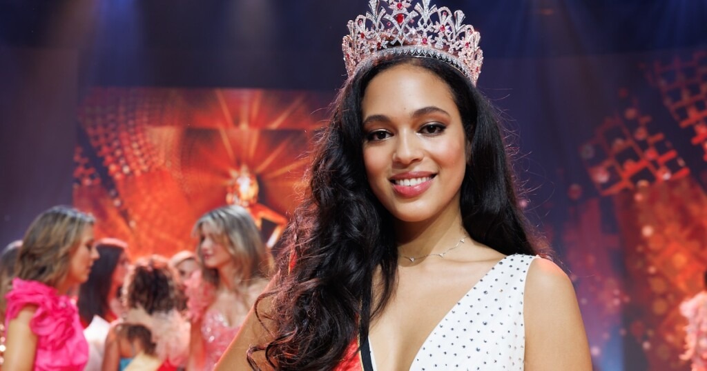 L’ancienne Miss Belgique Kenza Ameloot dénonce un scandale lié à ce concours toxique et sa chambre L’ancienne Miss Belgique Kenza Ameloot dénonce un scandale lié à ce concours toxique et sa chambre