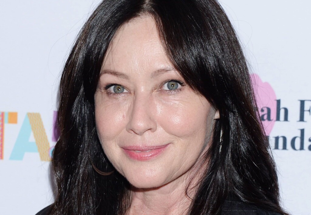 Charmed : une ex-TPMP déclare que Shannen Doherty lui a fait vivre un véritable cauchemar Charmed : une ex-TPMP déclare que Shannen Doherty lui a fait vivre un véritable cauchemar