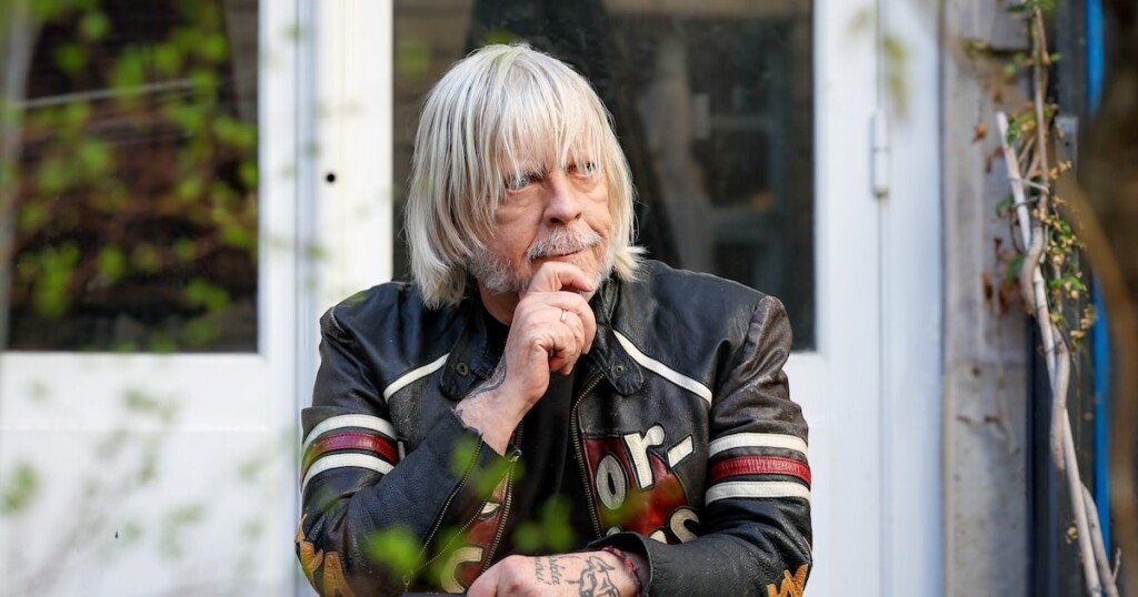 Renaud surprend en annonçant trois concerts au Zénith en 2026 Renaud surprend en annonçant trois concerts au Zénith en 2026