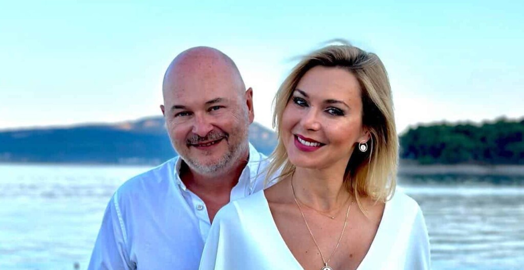 Cauet et son épouse poursuivent en justice leur principale accusatrice dans cette affaire Cauet et son épouse poursuivent en justice leur principale accusatrice dans cette affaire