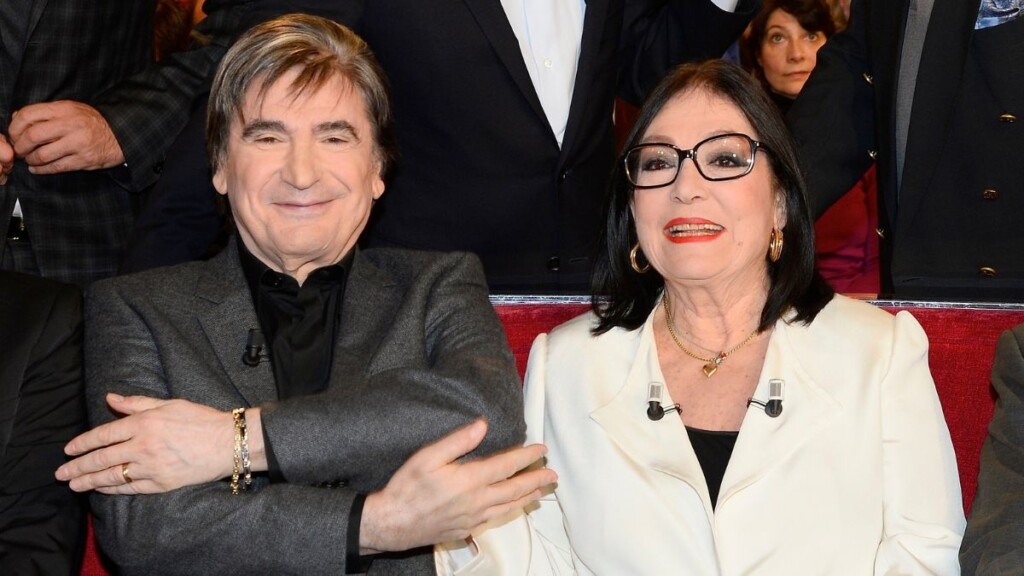 Serge Lama a longtemps courtisé Nana Mouskouri, mais elle l’a toujours repoussé en expliquant pourquoi Serge Lama a longtemps courtisé Nana Mouskouri, mais elle l’a toujours repoussé en expliquant pourquoi