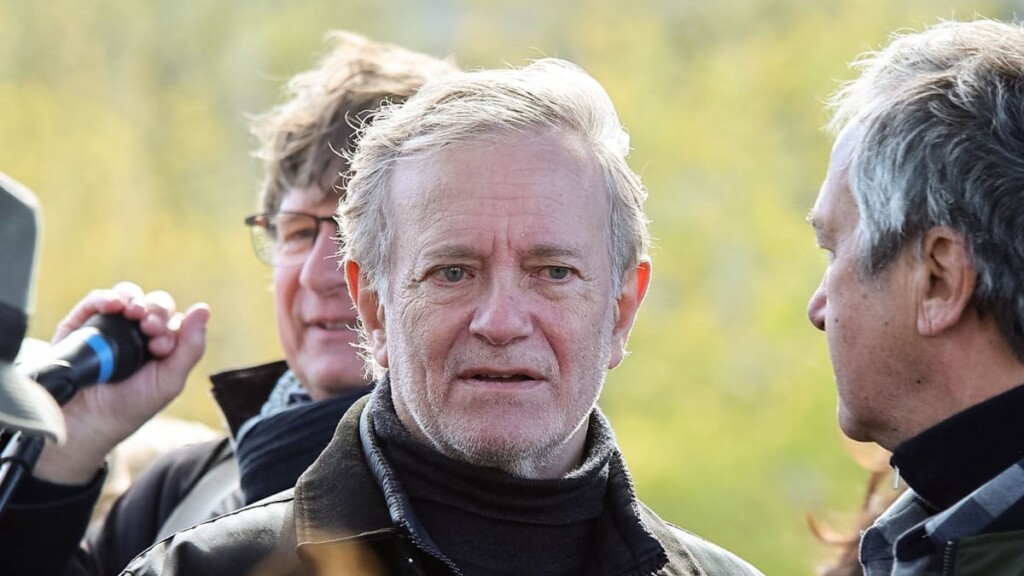 Francis Huster au cœur d’une polémique sur les prénoms d’origine étrangère Francis Huster au cœur d’une polémique sur les prénoms d’origine étrangère