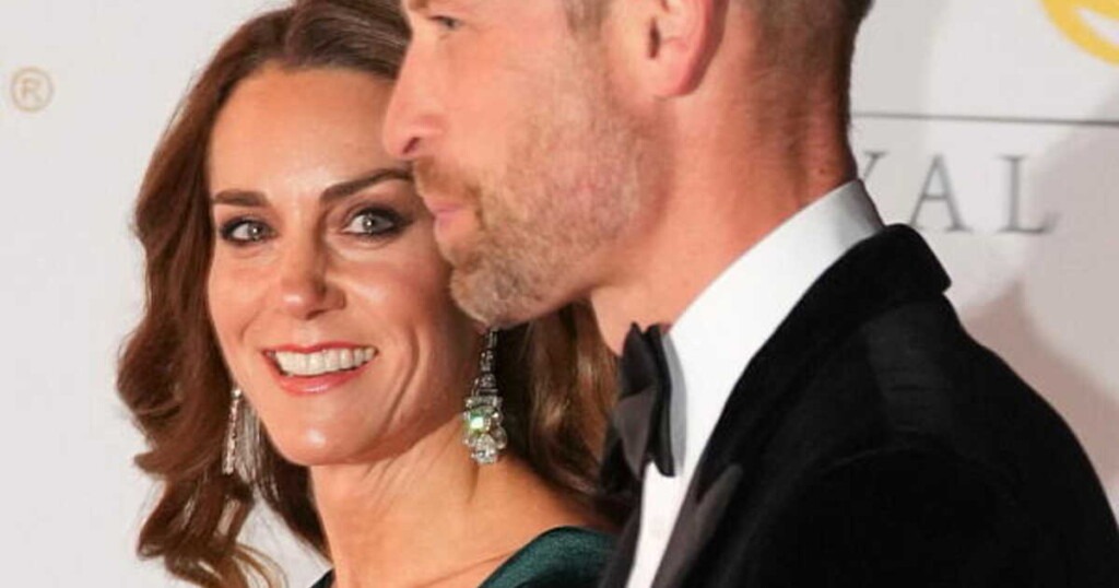 Kate Middleton éblouit dans une robe en velours vert, dissipant les rumeurs sur sa santé Kate Middleton éblouit dans une robe en velours vert, dissipant les rumeurs sur sa santé