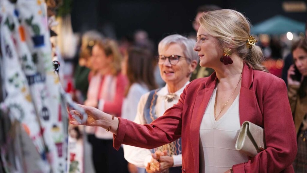 La Grande-Duchesse Stéphanie préside le Bazar International de Luxembourg La Grande-Duchesse Stéphanie préside le Bazar International de Luxembourg