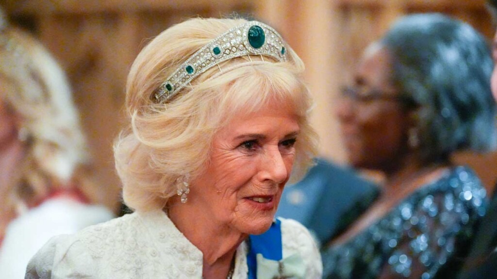 La reine Camilla porte le diadème de mariage d’Eugenie pour accueillir le corps diplomatique à Windsor La reine Camilla porte le diadème de mariage d’Eugenie pour accueillir le corps diplomatique à Windsor