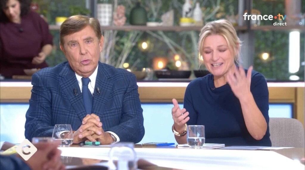 Jean-Pierre Foucault taquine Anne-Élisabeth Lemoine dans l’émission C à Vous Jean-Pierre Foucault taquine Anne-Élisabeth Lemoine dans l’émission C à Vous