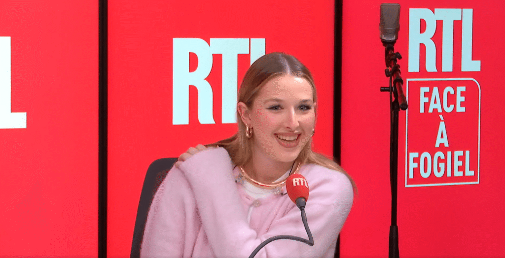 Helena, sacrée album de l’année devant Marc-Olivier Fogiel et Nikos Aliagas, redoute sa mère Brigitte Helena, sacrée album de l’année devant Marc-Olivier Fogiel et Nikos Aliagas, redoute sa mère Brigitte